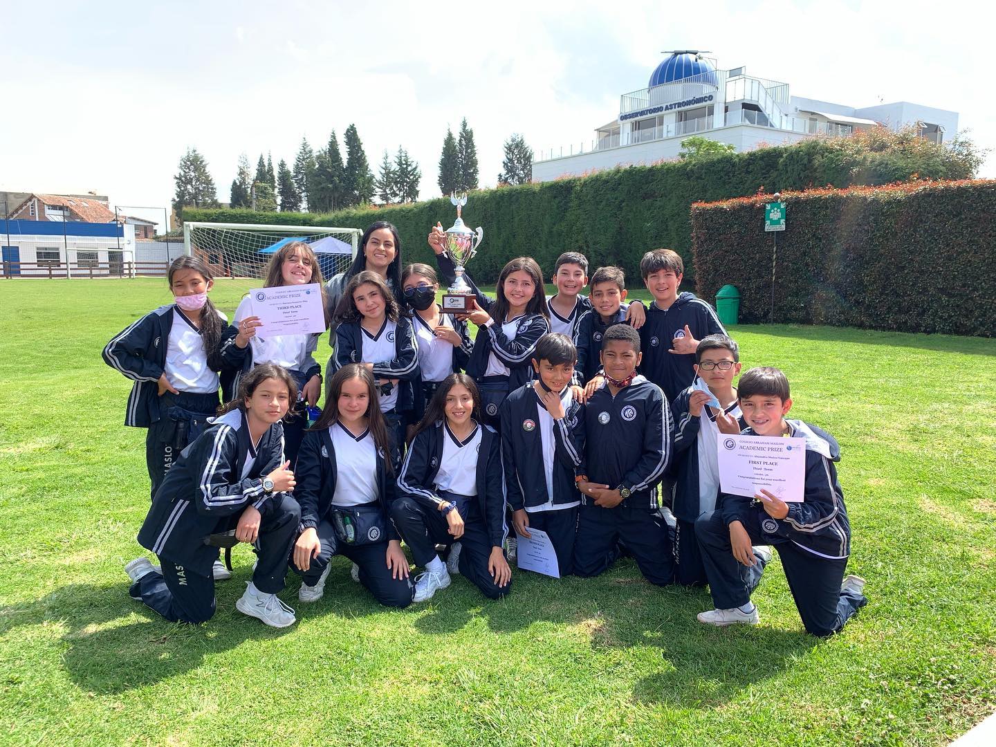 Estudiantes TOP CLASS IX-2022