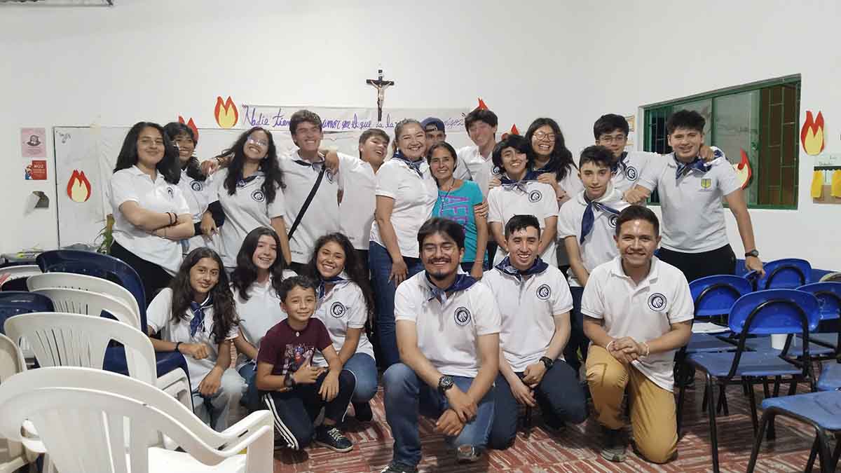 Estudiantes del Colegio Abraham Maslow realizaron misión de apoyo en la Vereda la Máquina, de Pacho.
