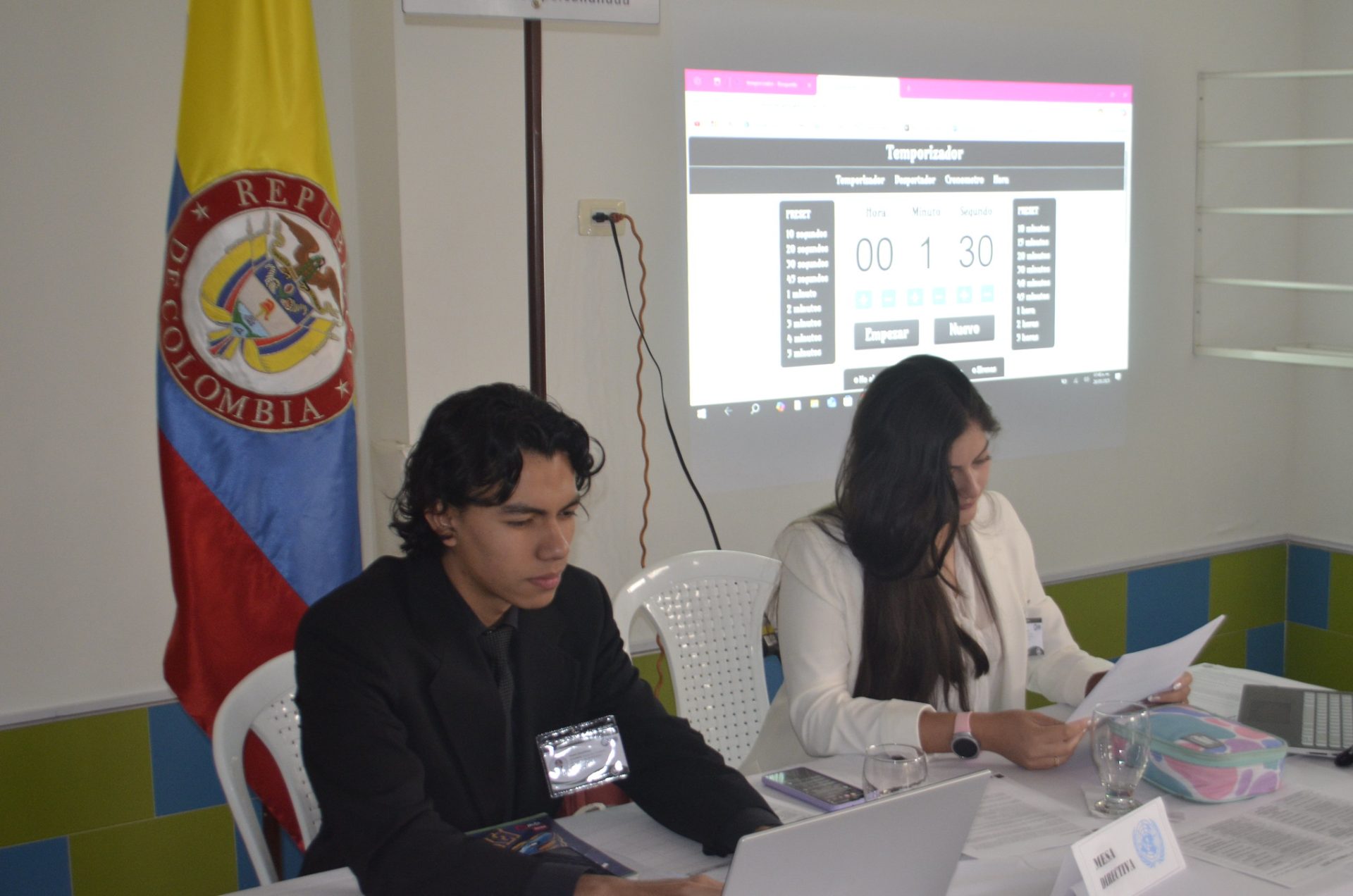 CAMMUN: Liderazgo y Pensamiento Global en el Modelo ONU del Colegio Abraham Maslow