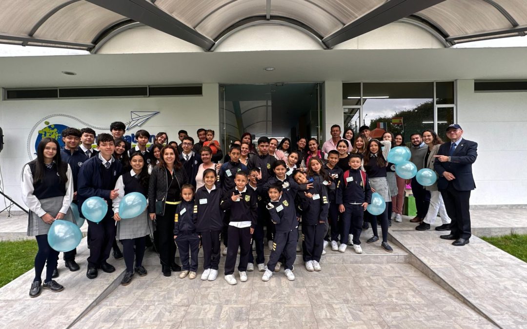 Formación Humanista en Acción: Transformando vidas desde Pacho hasta el Colegio Abraham Maslow
