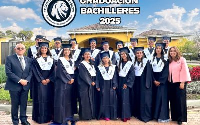 Graduación de la 24 Promoción de Bachilleres del Colegio Abraham Maslow.